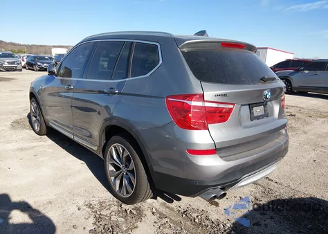 2015 BMW X3 xDrive28I z USA, uszkodzony, nr VIN 5UXWX9C50F0D53432